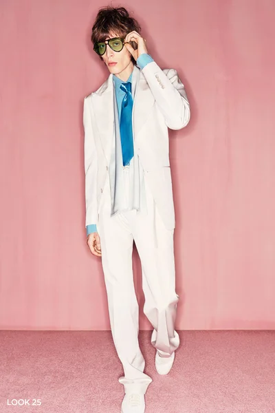 Look 25